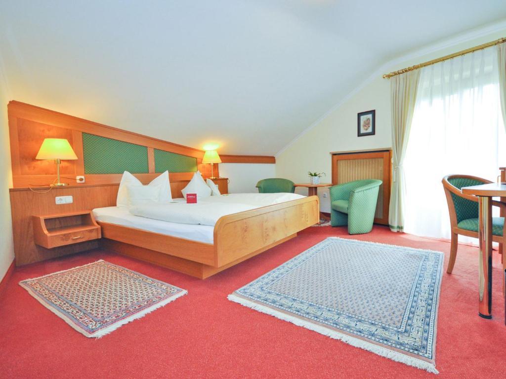 Hotel Quellenhof Bad Wiessee Room photo